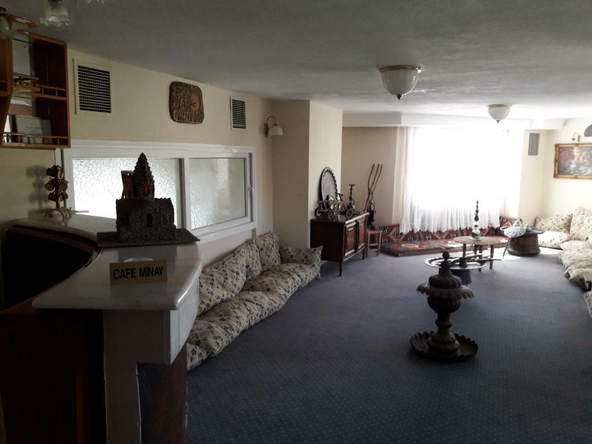 Minay Kuşadası